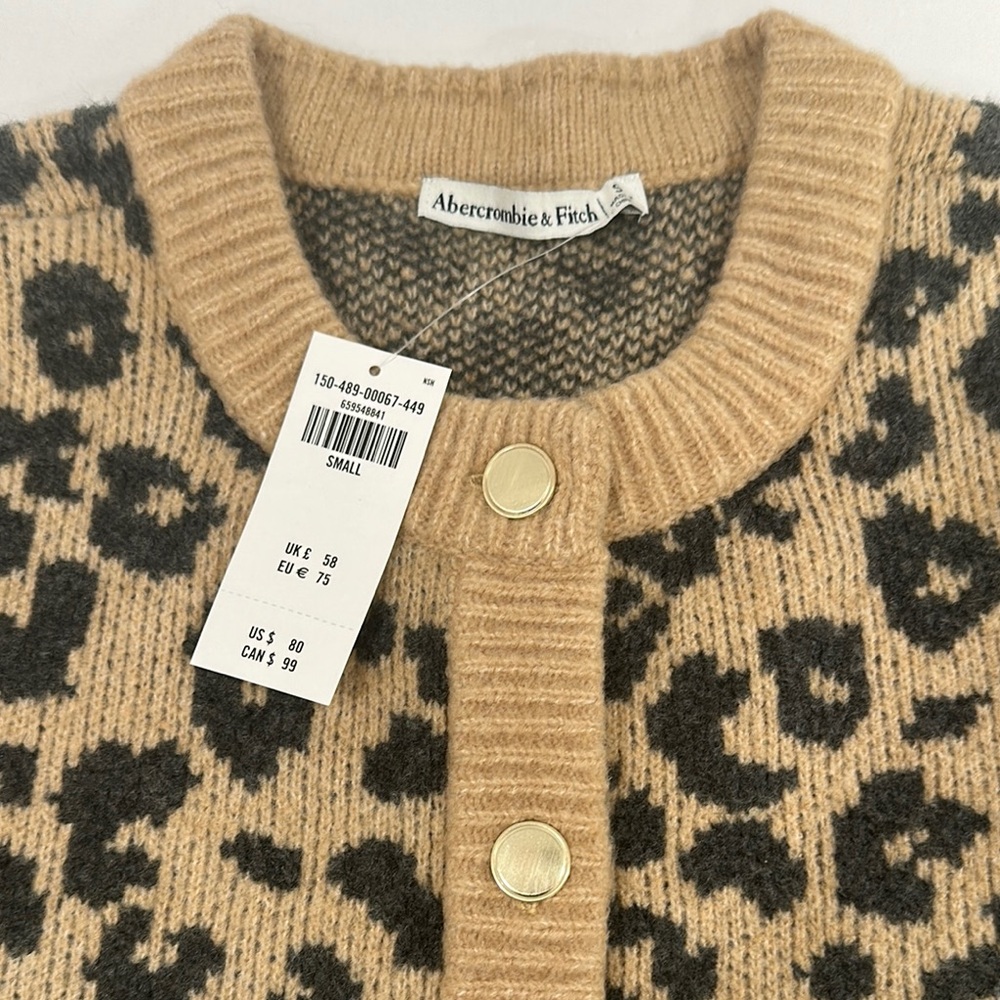 Abercrombie & Fitch Leopard Print Button-Up Sweater - Picture 2 of 4
